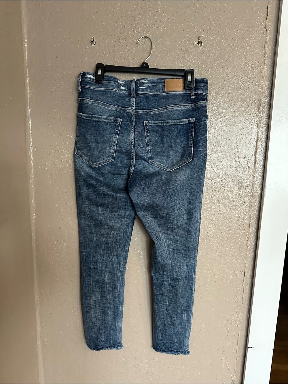 Parker Blue Washed Cropped Distressed Jeans - Picture 2 of 4
